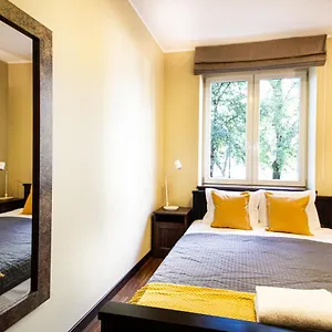 Plac Zbawiciela Elegant Апартаменты